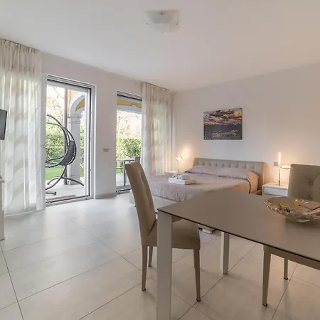 Yachting 4* Lavena Ponte Tresa