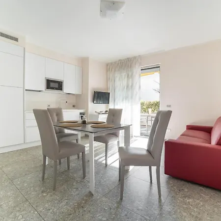 Yachting 4* Lavena Ponte Tresa