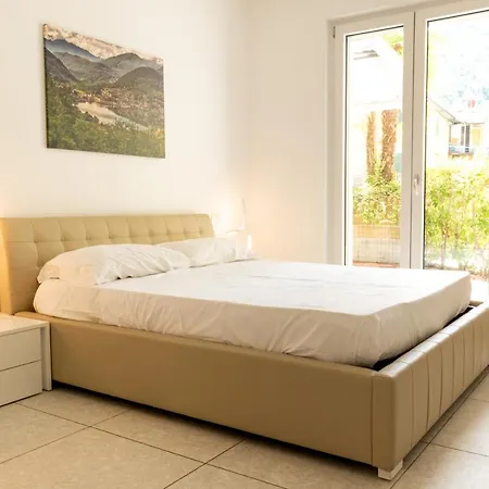 Aparthotel Yachting 4*