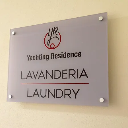 Yachting Aparthotel